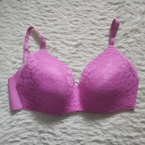 Knix Wingwoman contour bra pink